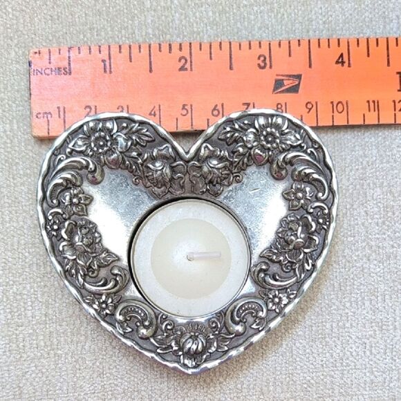 Brighton Heart Shaped Silver Floral Tealight Holder - Picture 5 of 7